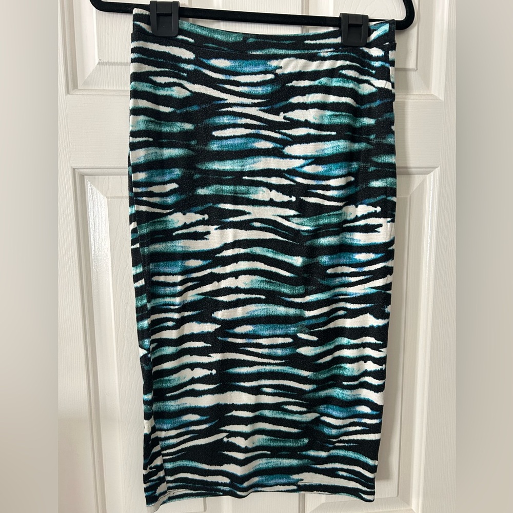 Willow & Clay Black and White Pencil Skirt